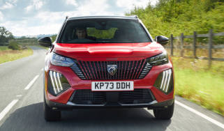 Peugeot 2008 facelift - full front